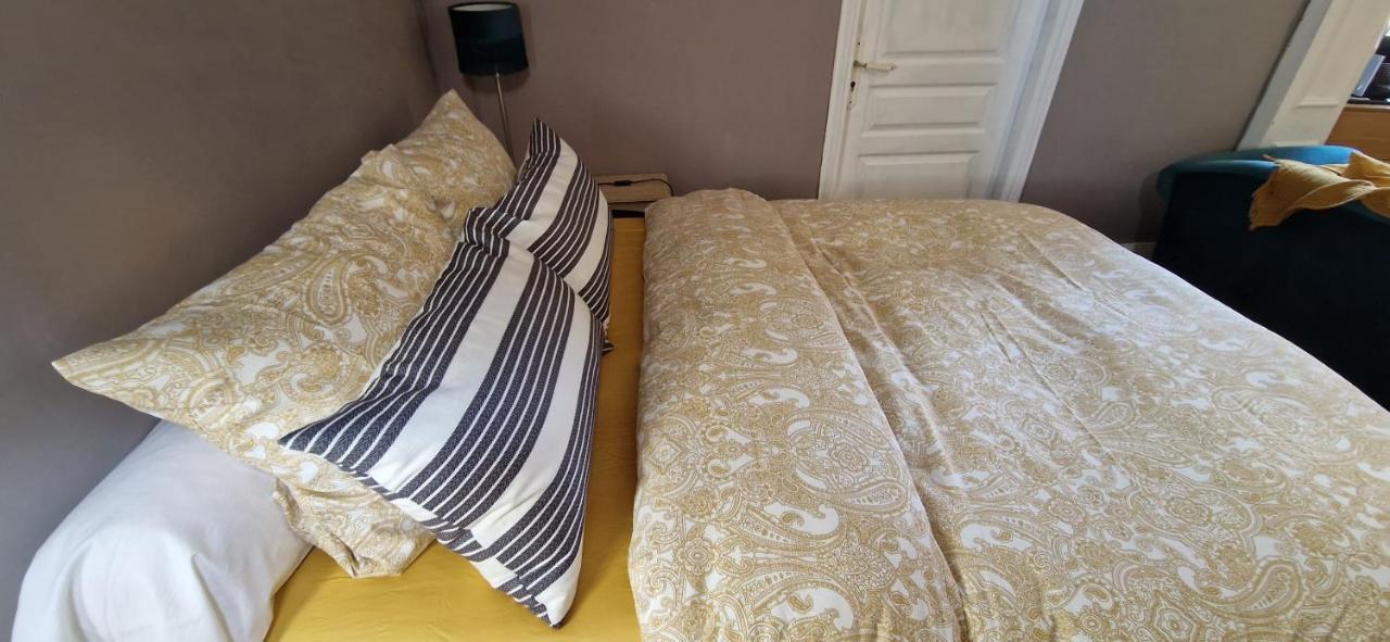 Chambre D'Hotes Abbatiale 伯奈 外观 照片